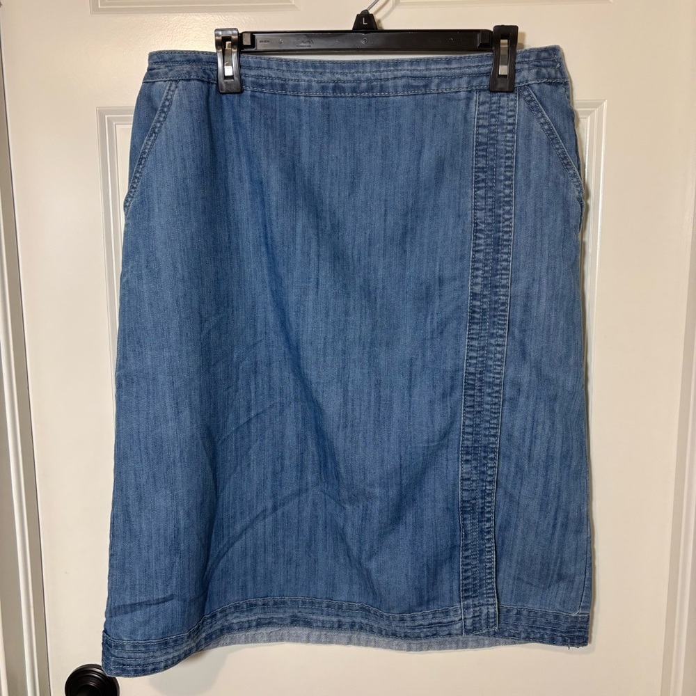 Christopher & Banks Blue Denim Women's Skirt Size 12